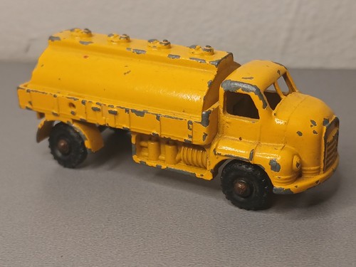 Budgie model tanker die - budgie, model: