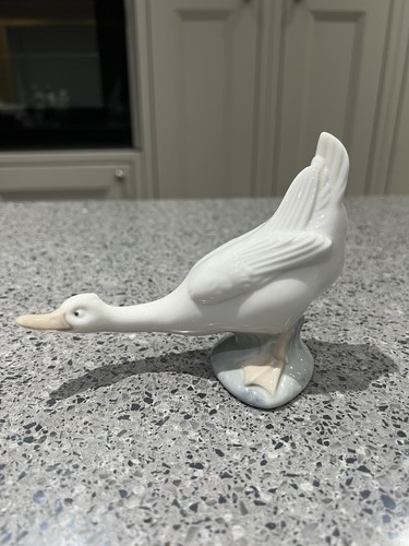 Nao lladro swan - nao, by