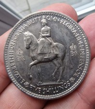 1953 Queen Elizabeth II Coronation Crown  Commemorative Five 5 Shilling Coin