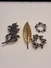 Joblot Broken Brooches. All