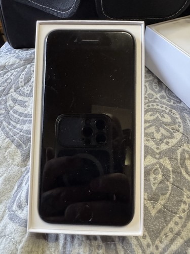Iphone 7th gen 32gb - 7th,