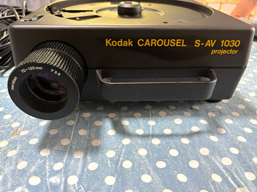 Kodak carousel 1030 - s-av, 35mm