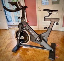 Body Power SP.IC 20 , LED screen and tablet / phone holder. Very good condition 