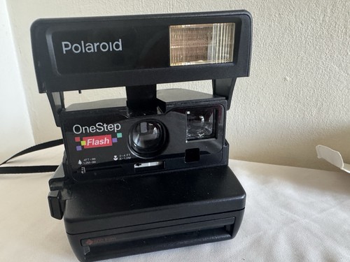 Vintage polaroid onestep flash - polaroid,