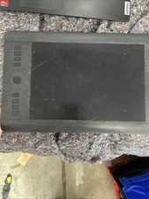 Wacom Intuos Pro Medium Graphics Tablet - Black