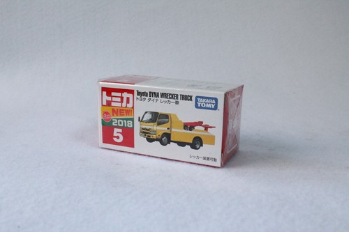 Tomica first box toyota dyna - first,
