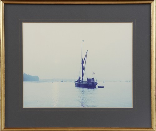 Photographic print thames - of, a