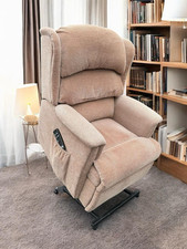 HSL AYSGARTH STANDARD RISER RECLINER CHAIR DUAL MOTOR 