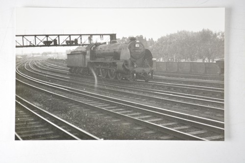 Steam locomotive 30454 queen - 30454,