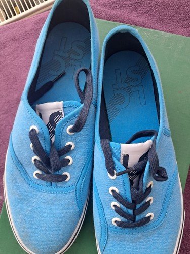 Lacoste light blue retro pumps - lacoste,