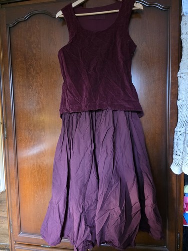 Maroon midi dress rundholz - maroon,