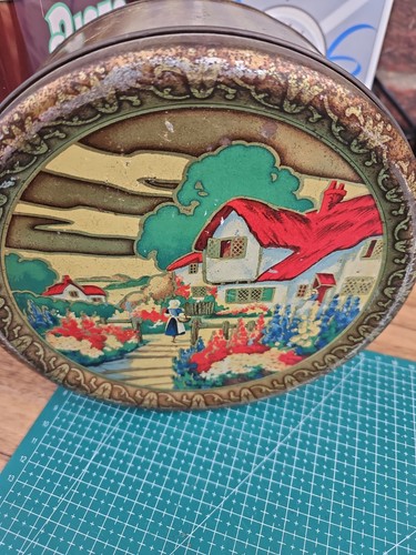 Mcvitie price vintage - vintage, round