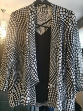 Flowy Black, White Waterfall Roman Originals jacket Size 20