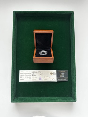 The royal mint 2012 - royal, gold