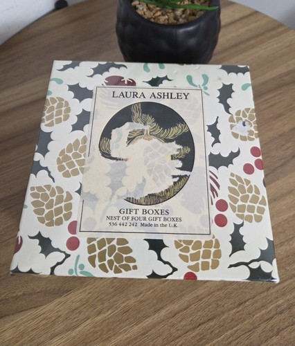 Laura ashley set four gift - laura,