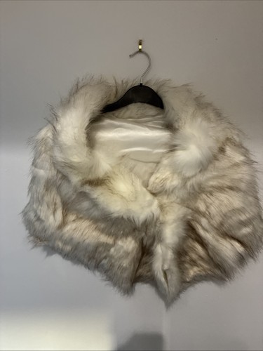 Faux fur cream with flecks - with,