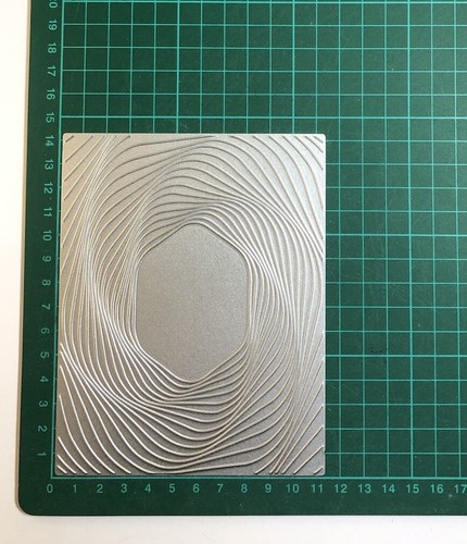 Large geometric swirling - large,