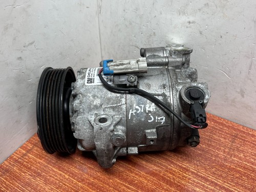 2011 genuine vauxhall astra - 2011,