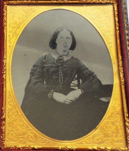 Ambrotype antique 1865 - 1865, leather