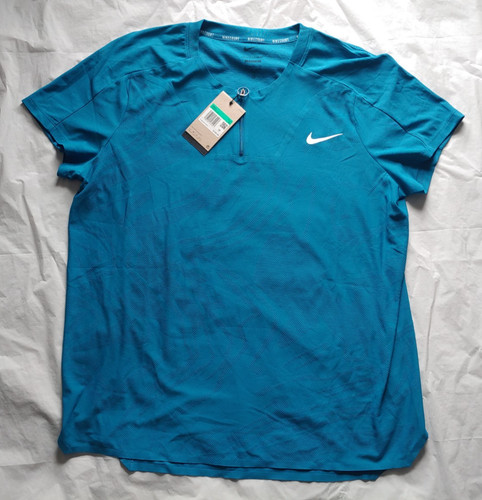 Bnwt nike court zip - court,