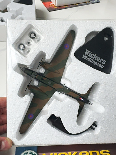 Atlas editions vickers - atlas,