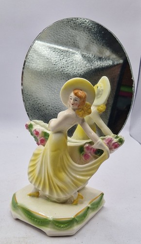 Art deco dancing lady with - deco,