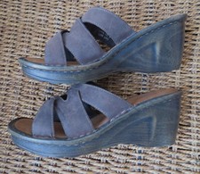 BNWOT Ladies Hush Puppies Brown Nubuck Wedge Open Toe Mules Size 6