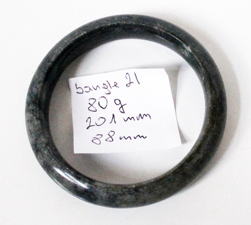 Pale green jade - green, bangle