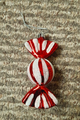 Metallic red white glitter - metallic,
