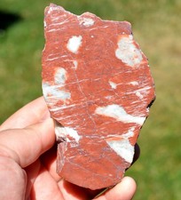 Red Jasper & Quartz 470 grams