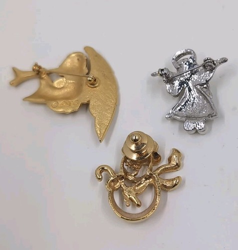 Vintage avon christmas lapel - vintage,