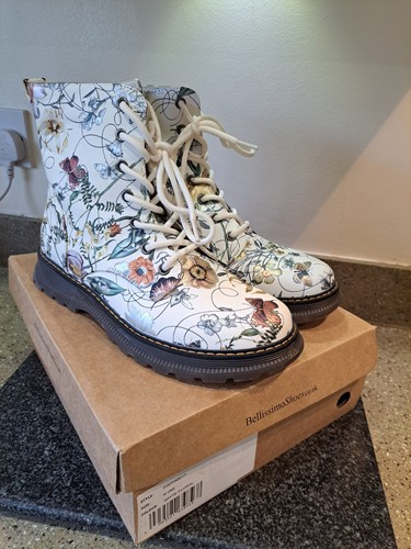 Pavers size white floral - 6,