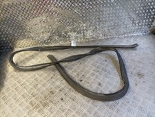 PEUGEOT 206 CC COUPE 00-07 DOOR SEAL ON BODY FRONT PASSENGER SIDE NEARSIDE LEFT