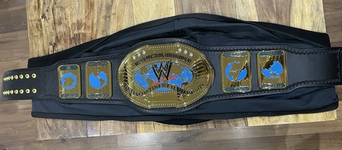 Wwe official replica attitude - wwe,