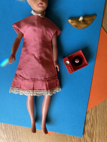 Vintage 1960s sindy doll - 🧡,