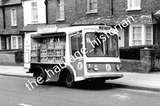THH Truck Photos - Express Dairy Milk Float.