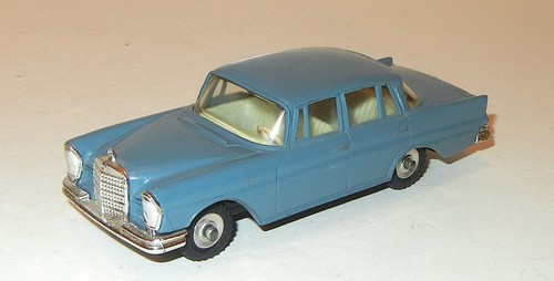 Dinky toys mercedes benz 220 - mercedes,