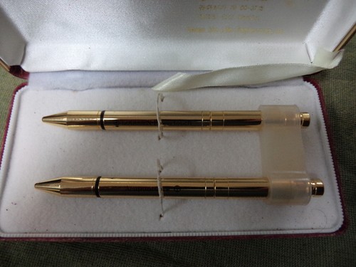 D299 pair of - pair,