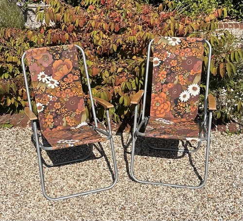 Vintage lawn chair - pair, retro