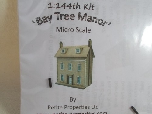 Dolls house miniature 144th - house,