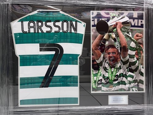Henrik larsson signed - henrik, framed