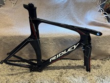 Ridley Dean Fast TT/Triathlon Bike, Integrated Aero Stem, Ceramic Bottom bracket