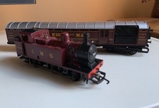 Hornby R1144 Night Mail Train & 2 Carriages (please read spec)