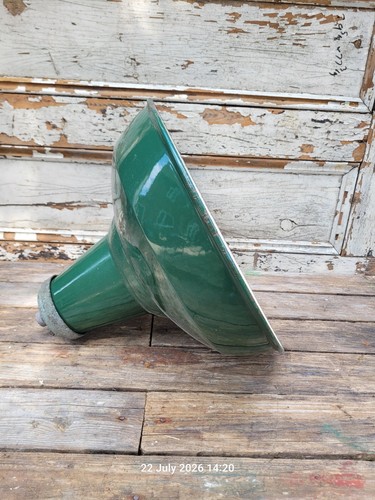 Large green industrial enamel - green,