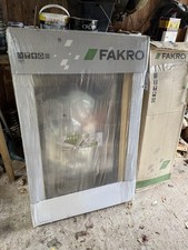 Fakro Manual Pine Centre Pivot