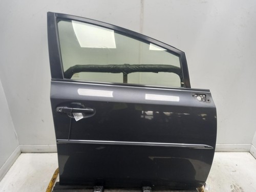 Toyota prius plus right - toyota, front