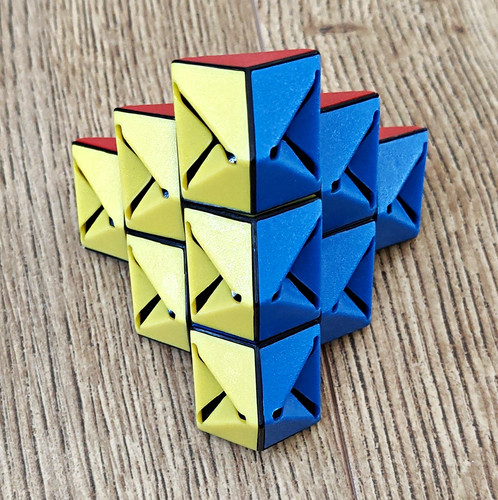 Rubik cube twist - rubik's, cube/twist