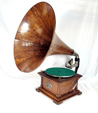 Antique Victor Vic II Humpback