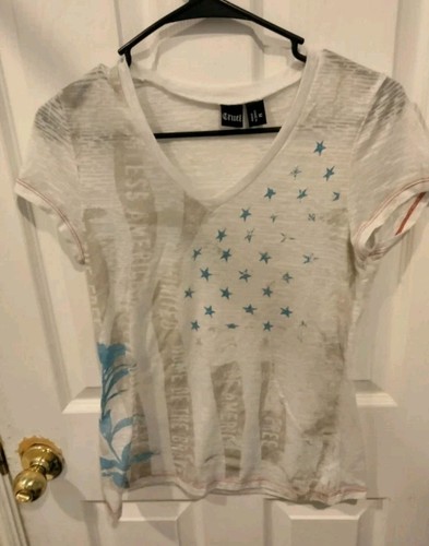 Neck shirt - v-neck, t-shirt