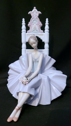 Lladro posing for portrait - lladro, 'posing